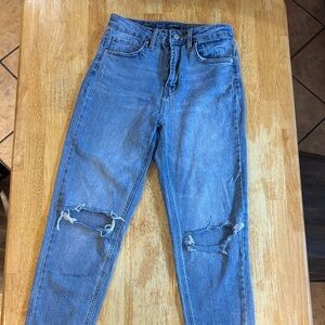 Trendy Blue Ripped Women's Mom Jean